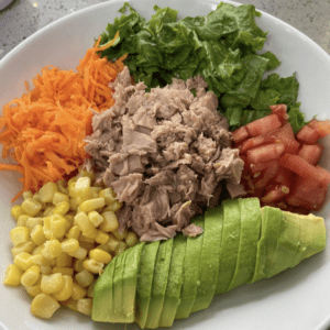 Ensalada Playera con atún